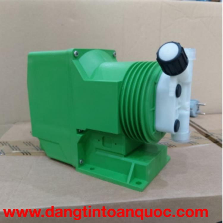 Máy bơm định lượng EMEC HTA series là giải pháp lý tưởng cho việc định lượng sản phẩm dạng lỏng vừa 