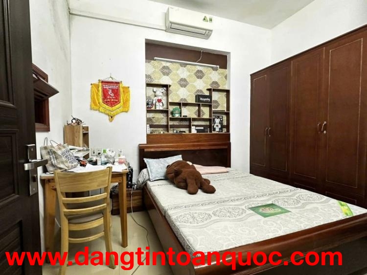 # MT đường 5.5m sát Biển Nguyễn Tất Thành, 2 tầng đúc đẹp, nhỉnh 6 tỷ