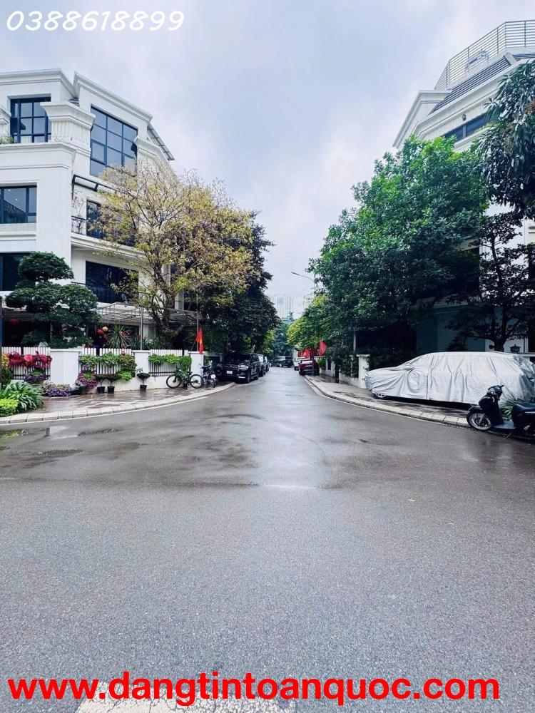 BÁN BIỆT THỰ VIN GARDENIA HÀM NGHI - LÔ GÓC 193M2 x 5 TẦNG - MT 22M - VỈA HÈ Ô TÔ TRÁNH - ĐẲNG CẤP B