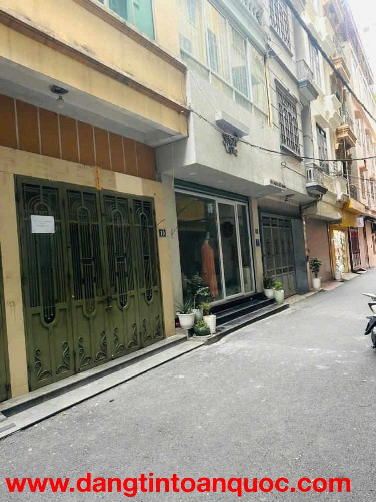 Cho thuê mặt bằng tầng 1 tại nhà số 10 ngõ 22 phố Đỗ Quang  phường Trung Hòa, quận Cầu Giấy, Hà Nội.