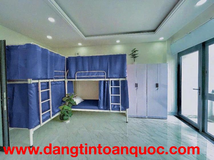 Cần 2 Nam ở ghép - phòng Ban công - đầy đủ nội thất Trong khu đô thị Vạn Phúc.Chỉ hơn 1tr/tháng