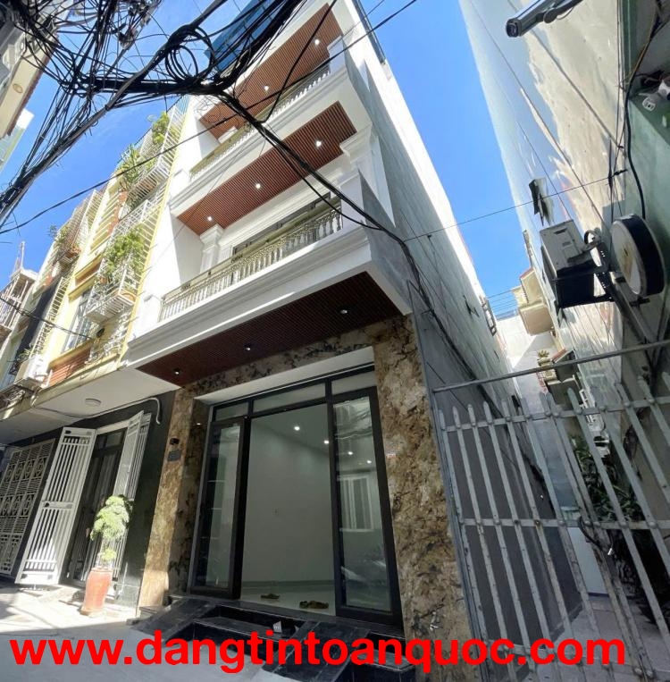 Nhà mặt ngõ Thiên Lôi - Vĩnh Cát - 50m 4 tầng - ô.tô vào nhà - gần AEON