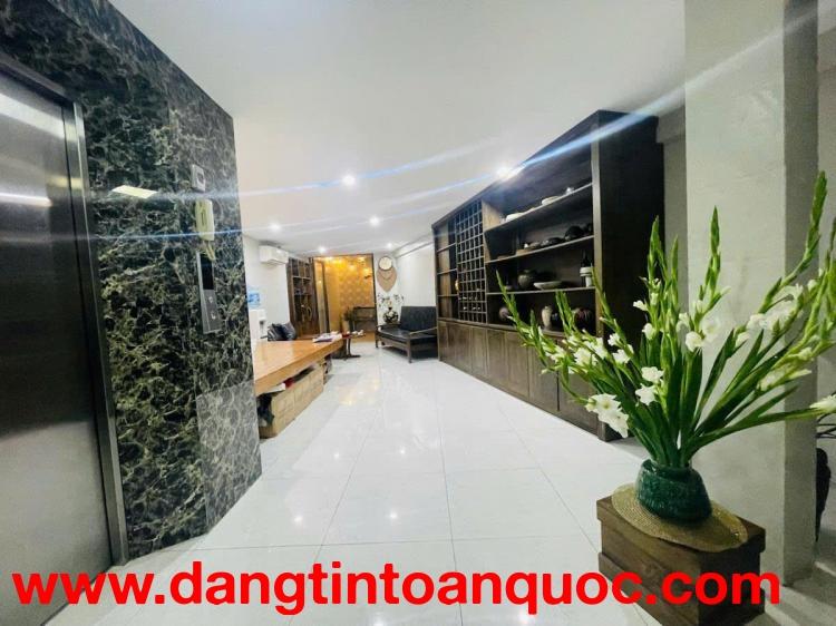 BÁN NHÀ NGỌC KHÁNH  110M2x8 TẦNG - MT 9.8M - TRUNG TÂM BA ĐÌNH - 85 TỶ (Ô TÔ ĐỖ CỬA)