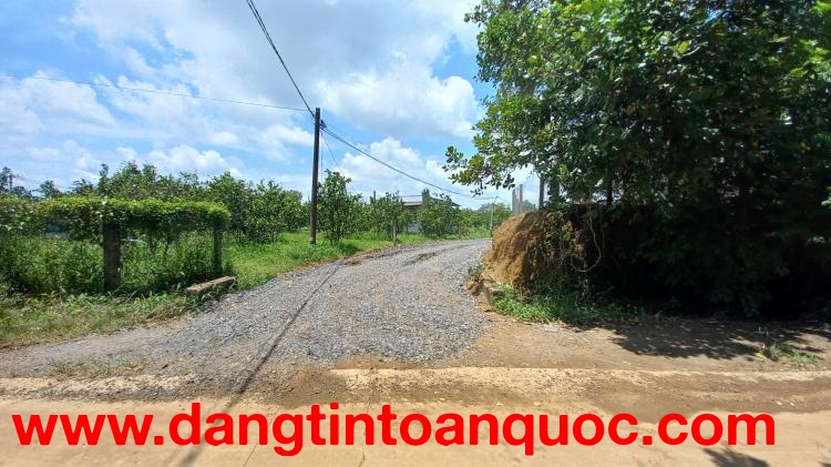 Cần Bán 1 Sào Đất Vườn xã Ngọc Định, Định Quán, Đồng Nai