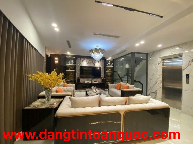 NHÀ 6 TẦNG – GARA 2 Ô TÔ – PHỐ VIỆT HƯNG – LONG BIÊN