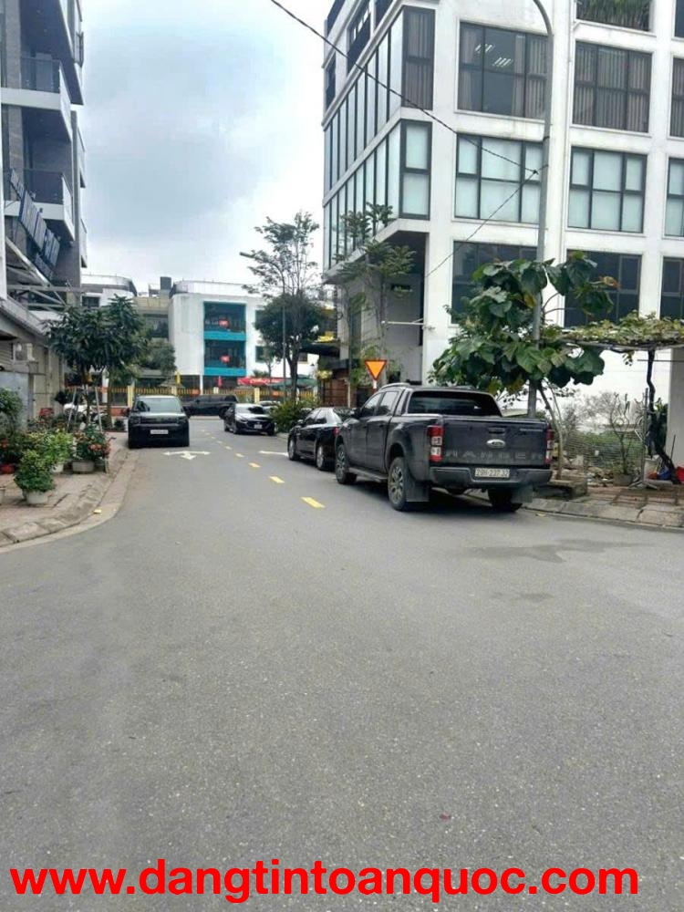 BÁN ĐẤT PHÂN LÔ KHU TĐC NGỌC THỤY - GARA - ÔTÔ TRÁNH GIÁ TỐT