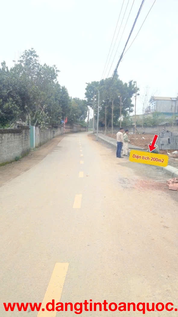 Chủ ngộp ngân hàng lô đất sát ĐHQG Hòa Lạc cực đẹp