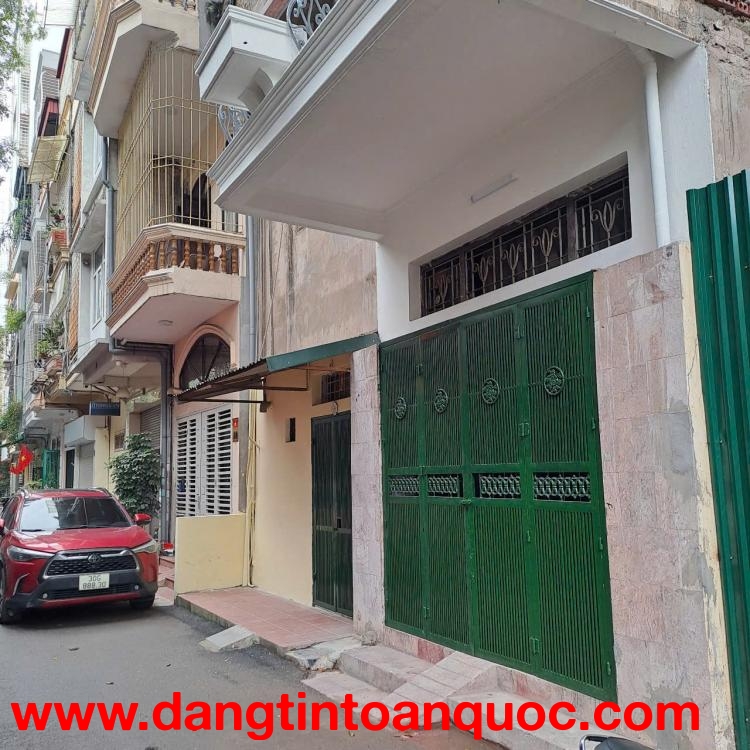 Cho thuê nhà lô góc 2 mặt tiền ngõ 35/4 Phương Mai – 67m² – ô tô vào – giá 16 triệu/tháng