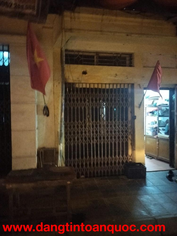 Cần bán mặt bằng kinh doanh Lĩnh Nam - 18m2 nhỉnh 5 tỷ - sổ riêng - phân lô ô tô- vỉa hè