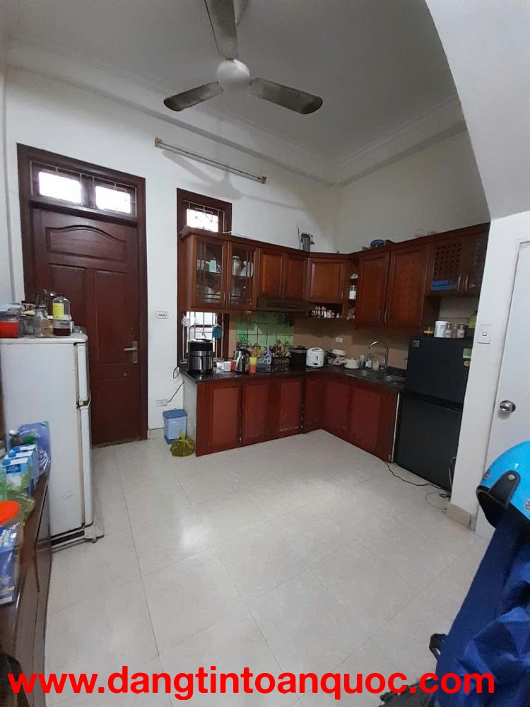 CHO THUÊ NHÀ TẠI TRƯỜNG CHINH, GẦN CHÂN CẦU VƯỢT NGÃ TƯ SỞ