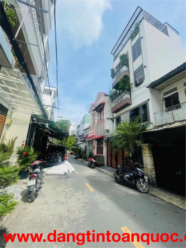 Nhà HXH gần chợ Hạnh Thông Tây ngang 5 CN 58m2 1 trệt + 1 lửng + 2 lầu + sân thượng giá 7,5 tỷ TL