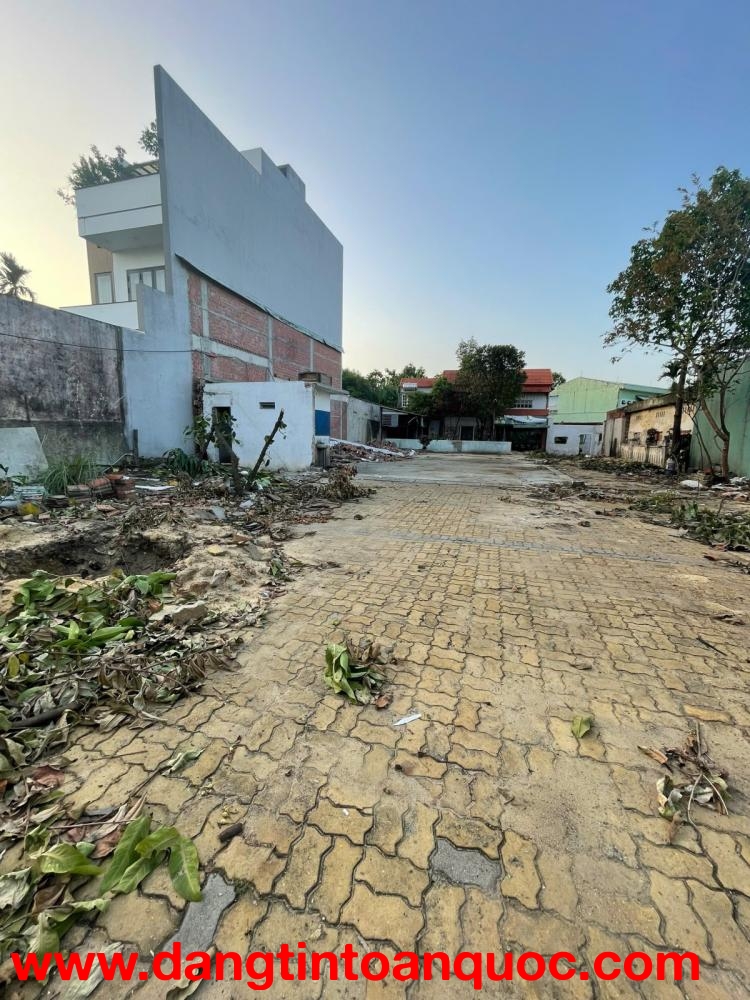 Đất MT Ngô Chân Lưu 1002m2 nở hậu giá tốt, thích hợp phân lô đầu tư sinh lời