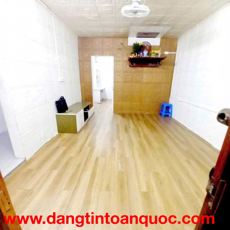 CHO THUÊ NHÀ TẬP THỂ TRUNG TỰ , ĐỐNG ĐA, HÀ NỘI CHỈ 9TR500K/ THÁNG