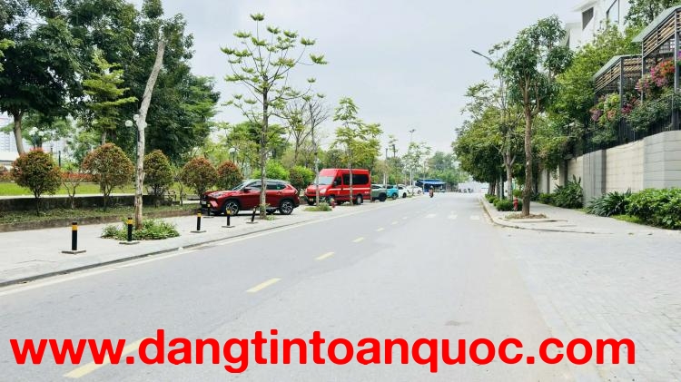 bán nhà Ngọc Thuỵ, 6 tầng thang máy, ôtô đỗ cửa, thoáng trước sau