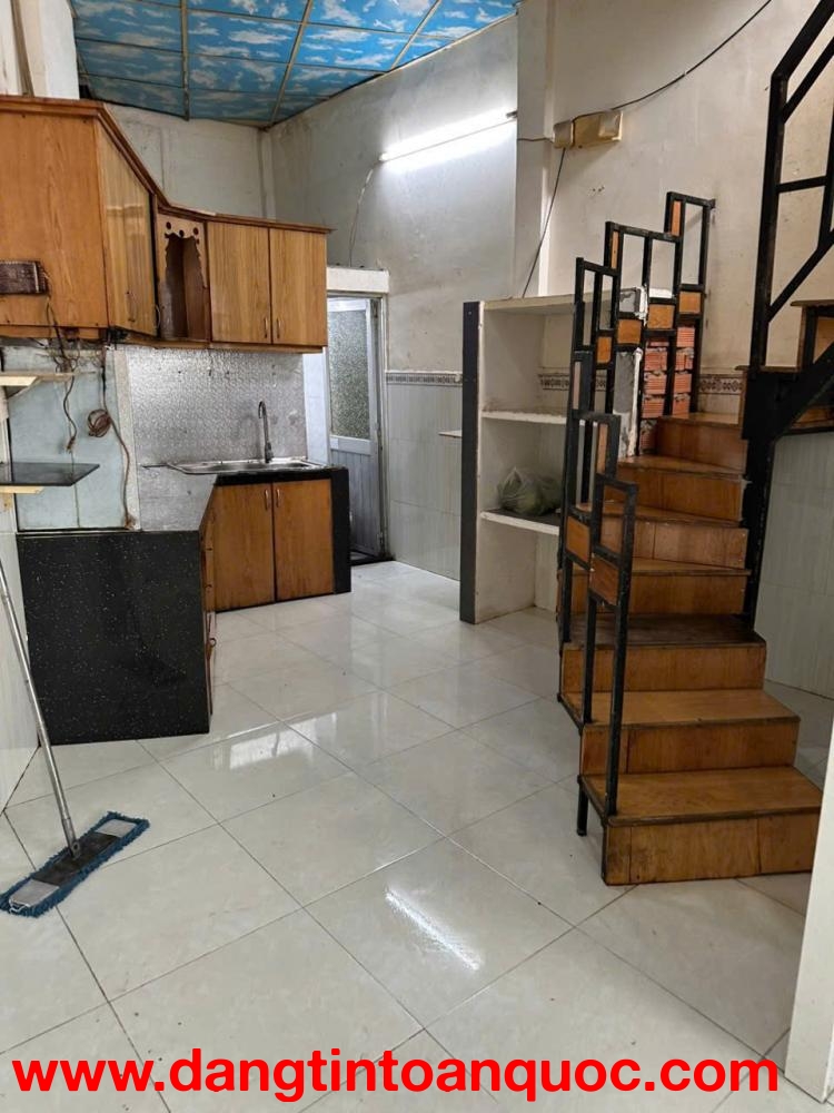 Bán nhà gần ĐH Tài chính marketing  36/8 đường Tân Mỹ, p Tân Thuận Mỹ, Quận 7, TP HCM,