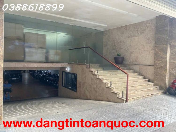 ???? BÁN TOÀ VĂN PHÒNG KHỦNG PHỐ CẦU GIẤY - 330M x 8 TẦNG – THANG MÁY – MẶT TIỀN 8.5M - DÒNG TIỀN 3,