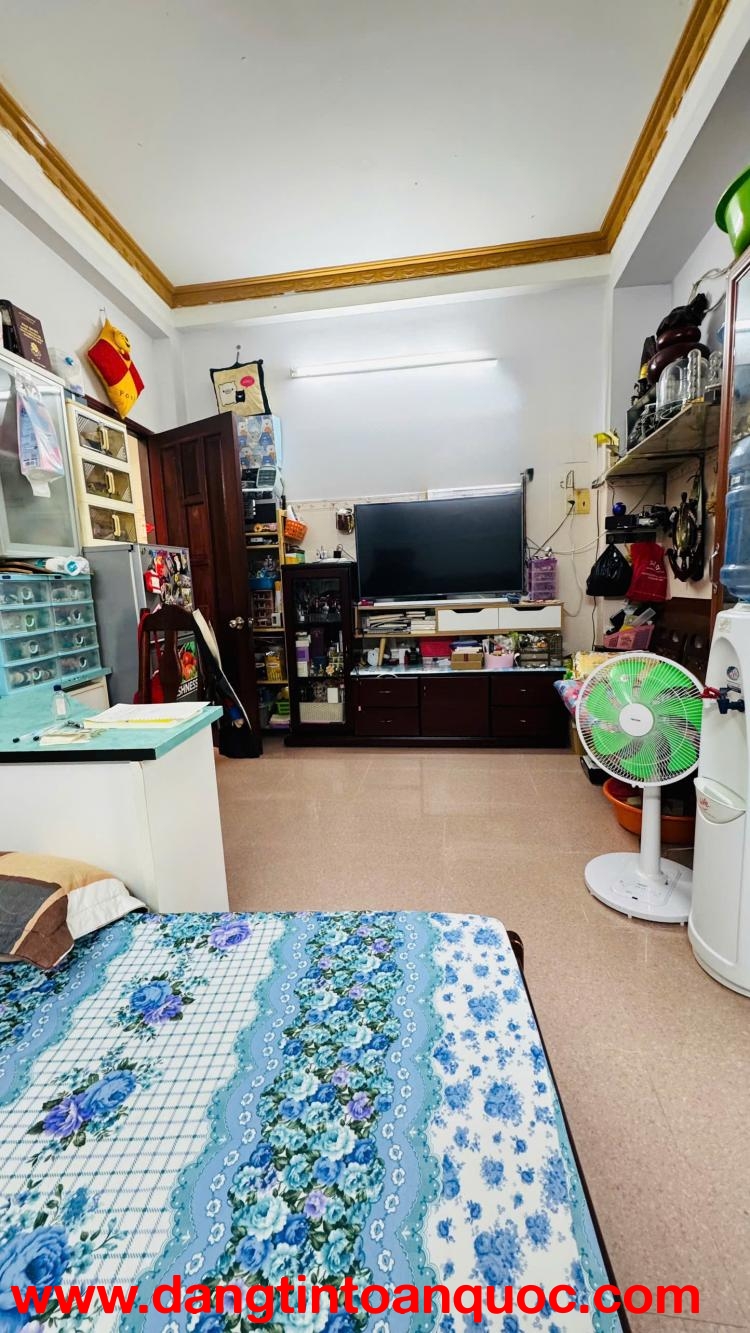 Bán Nhà Quận 6  - Hẻm Xe Hơi   - 4 Tầng - 5 PN  - 48M - Nhỉnh 6 Tỷ