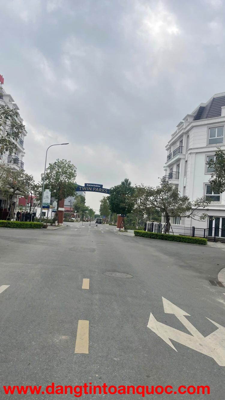 BÁN LIỀN KỀ 75 m2 TQ5 – VIEW CÔNG VIÊN, GIÁ 15.X TỶ, LH 0985865658