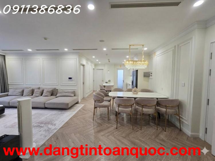 Căn hộ cao cấp Mipec Xuân Thủy 124m 3PN Nội thất sang trọng, full tiện ích