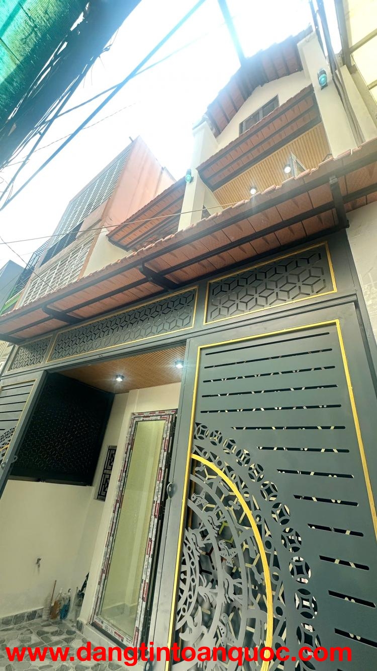 Nhà mới 2lầu/4PN Dương Bá Trạc P1Q8 P.Chánh Hưng