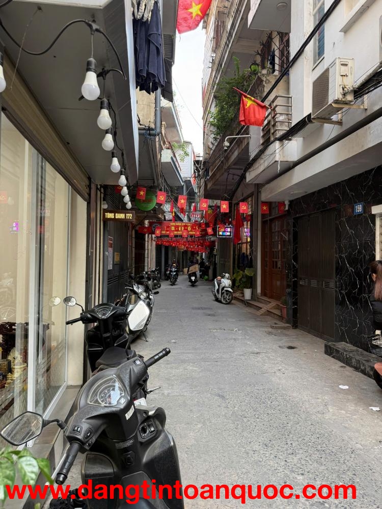 Nhà đẹp 6.X  tỷ Trần Khát Trân Hai Bà Trưng 42m nhà 5 tầng 3 ngủ (Pháp lý chuẩn)