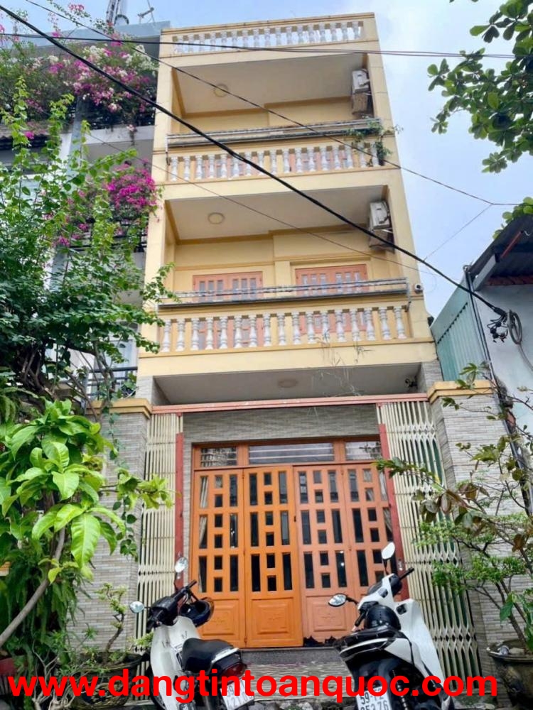 HOT CHÍNH CHỦ CẦN BÁN NHANH NHÀ 2 MẶT TIỀN ĐẸP- GIÁ TỐT tại quận 8, TPHCM