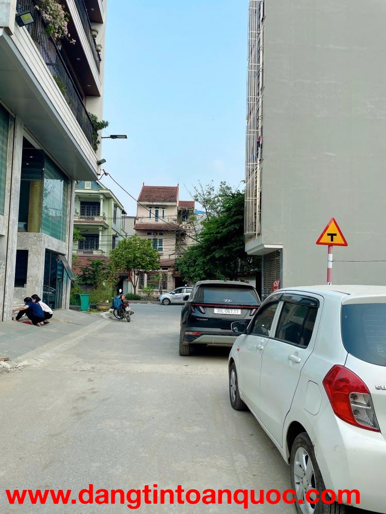 Bán 72m2 đất phân lô ô tô,kinh doanh,Lai Xá Hoài Đức,Hà Nội