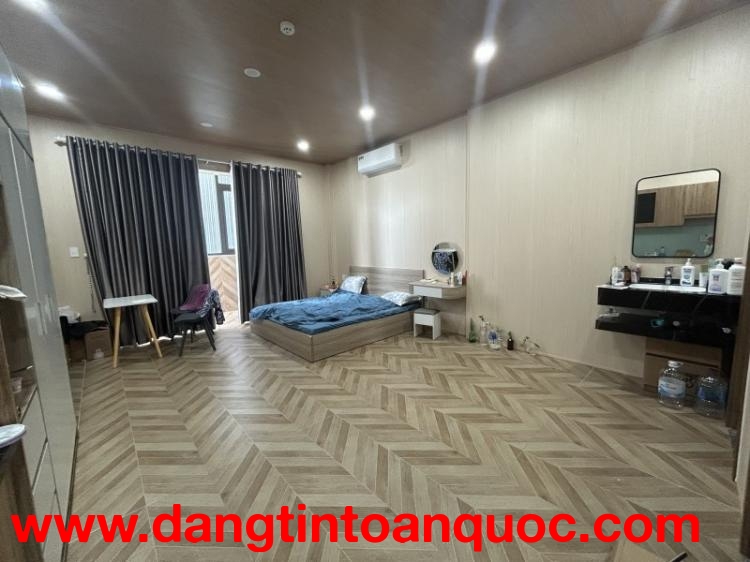 # MT Đường 7.5m Thủy Sơn gần Bãi Tắm Sơn Thủy, 108m2, 5 tầng hiện đại, thu 52tr/th, 13.2 tỷ