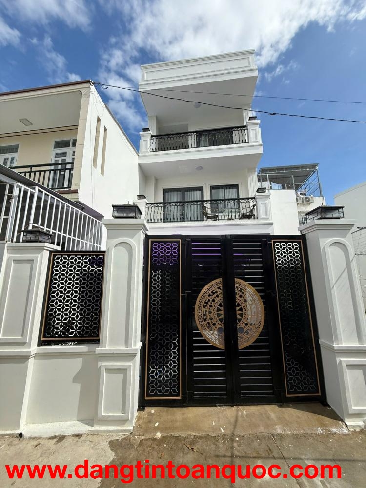 BÁN NHÀ ĐẸP 3 TẦNG HẺM XE HƠI VĨNH NGỌC, P. TÂY NHA TRANG