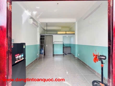 CẦN PASS PHÒNG DUPLEX phòng Quận 10 – TPHCM - Ban công thoáng mát, ở là thích