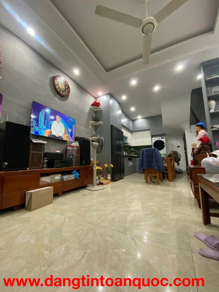 THẠCH CẦU – LONG BIÊN  NHÀ ĐẸP 36M² – FULL NỘI THẤT GẮN TƯỜNG - GIÁ CHỈ 7,6 TỶ – Ở NGAY