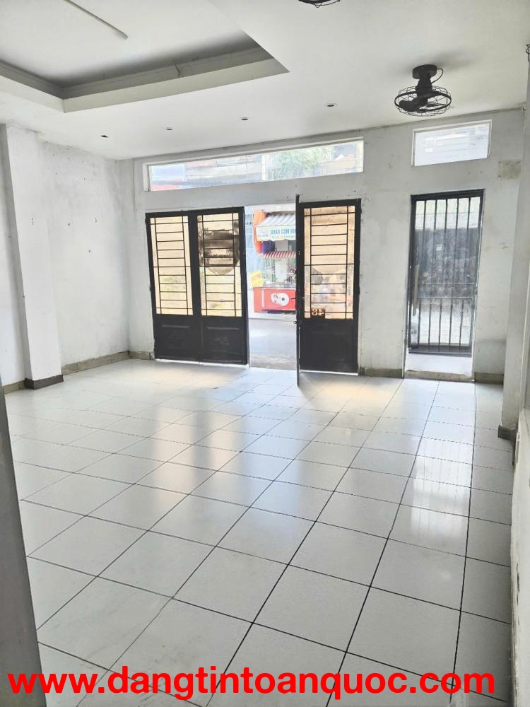 CHO THUÊ NHÀ NGUYÊN CĂN – GẦN CHỢ THUỐC TÂY Q10 – KINH DOANH TỐT