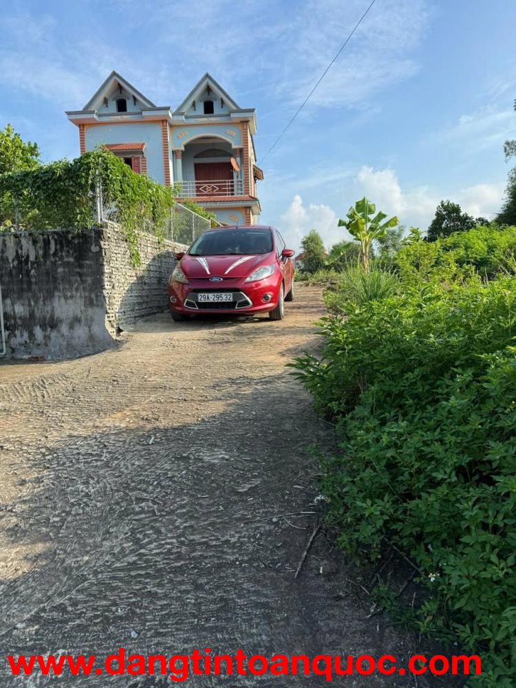 Bán Đất 107m2- Lô góc hai mặt tiền Tại Đồng việt, Yên Dũng, Bắc Giang. Giá chỉ 680tr