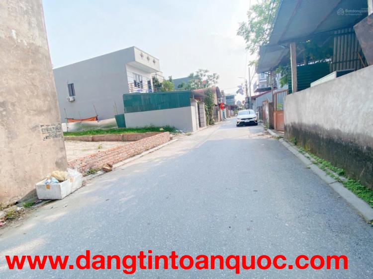 Bán 126m2 đất Lỗ Giao nằm trong lõi KĐT đa mục tiêu - 2 mặt tiền