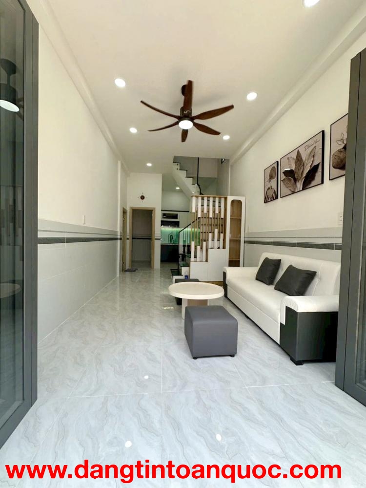 Nhà mới hẻm thông Hưng Phú thông ra Ba Đình P8Q8