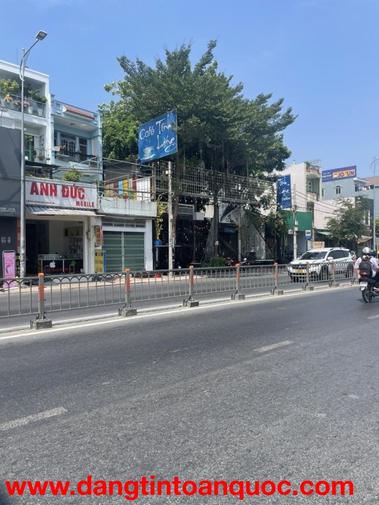 Bán nhà mặt phố Tô Ký, 15 tỷ, 120m2, 7PN, 5WC, 4 tầng, hàng hiếm tại Quận 12