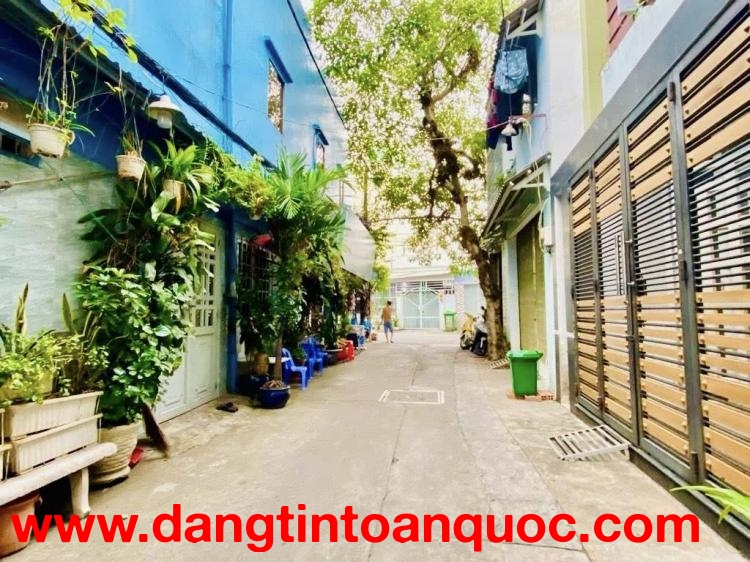 NGAY AEON TÂN PHÚ GẦN ĐH CÔNG THƯƠNG  HẺM XE TẢI  64M2 – SẴN DÒNG TIỀN  CHỈ 5.X