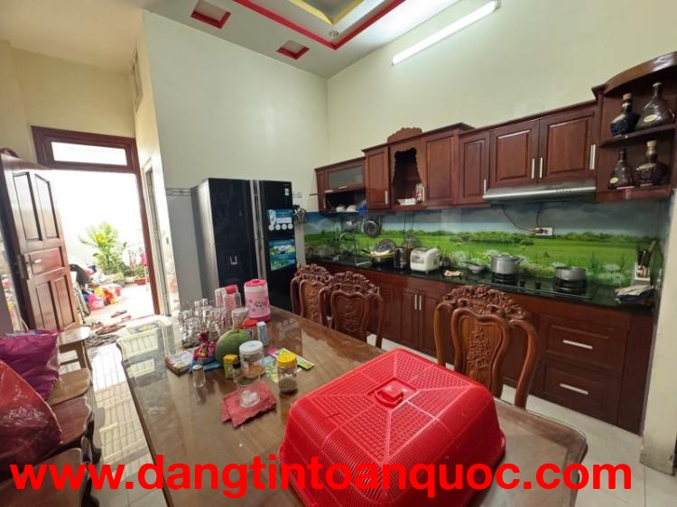 Bán nhà đường số 6, Linh Xuân, Thủ Đức, TP HCM. DT 104m2 , 4 tầng. Giá  - 6.95 tỷ.