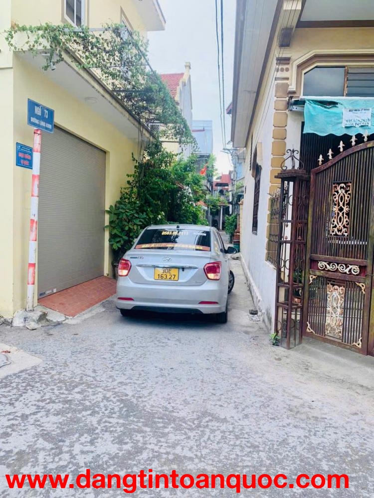 CC CẦN BÁN CĂN NHÀ 4 TÂNG NGAY TRUNG TÂM HOÀI ĐỨC .
Ô TÔ VÀO NHÀ .
GIÁ NHỈNH 6XTY. 
LH;0964982442.