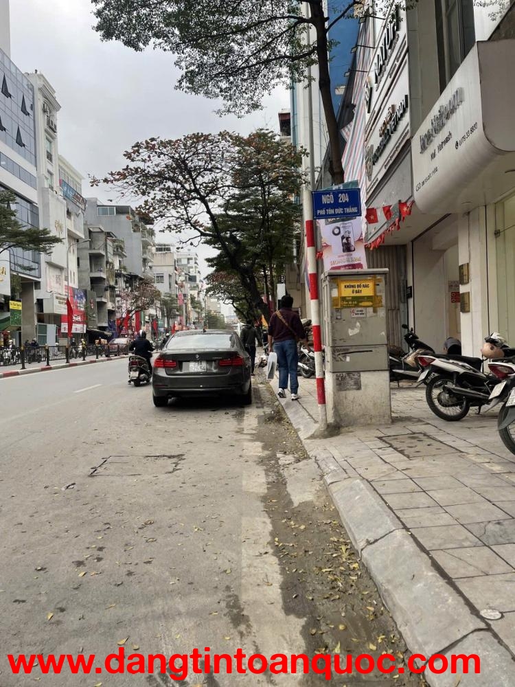 Bán nhà trong ngõ Tôn Đức Thắng 22/26m2 5 tầng Hơn 6 Tỷ Lô góc Đẹp toàn diện Tiện ích đa dạng