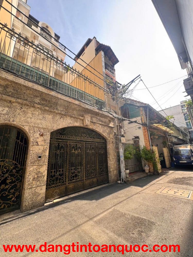 BÁN NHÀ 5 TẦNG Đ.NGUYỄN THỊ MINH KHAI, BÊN NGHÉ, QUẬN 1 - DT 160M2 NGANG 6,8M*24M - GIANG GIANG CHÍN