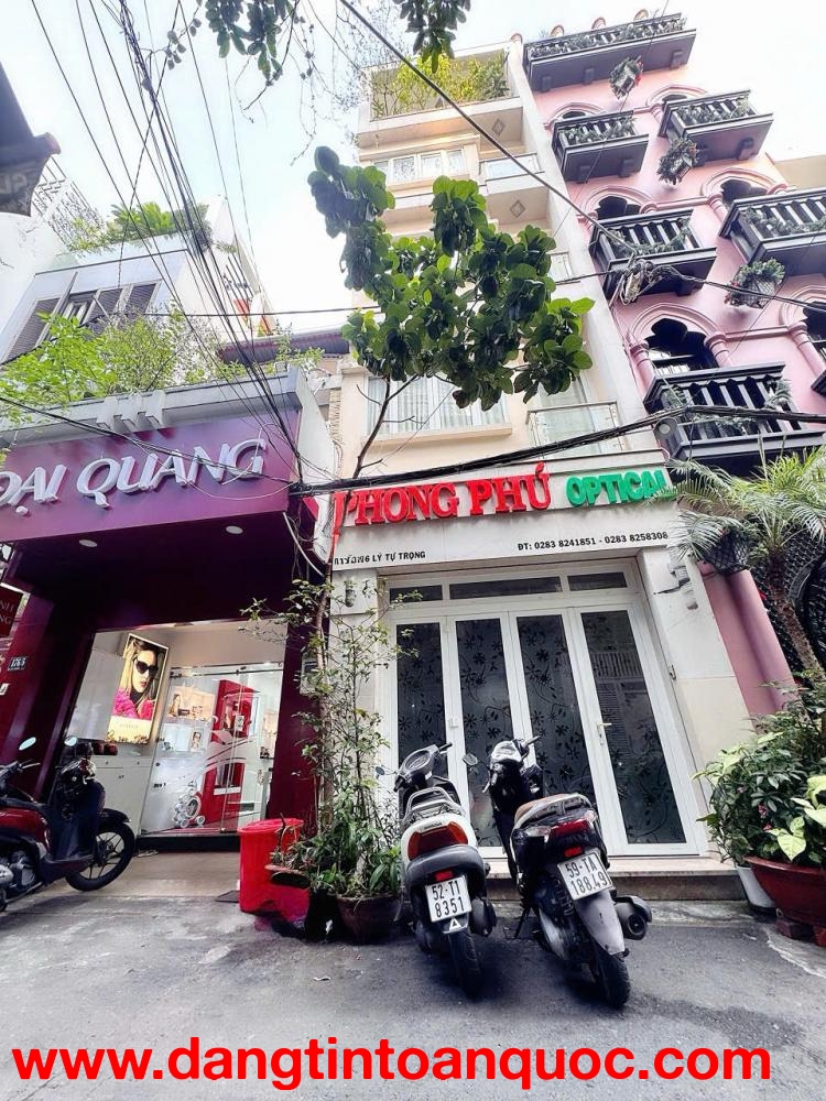 DUY NHẤT BÁN KHÁCH SẠN HXH Đ.LÝ TỰ TRỌNG, BÊN THÀNH, QUẬN 1 - DÒNG TIỀN KHỦNG 200TR/TH - DT 4M*17M V