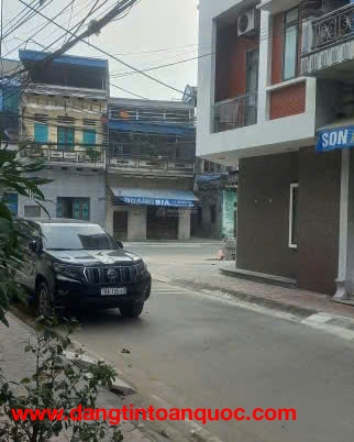 CHÍNH CHỦ BÁN NHÀ 3 TẦNG MẶT ĐƯỜNG NGUYỄN THIỆN THUẬT  - TP NAM ĐỊNH