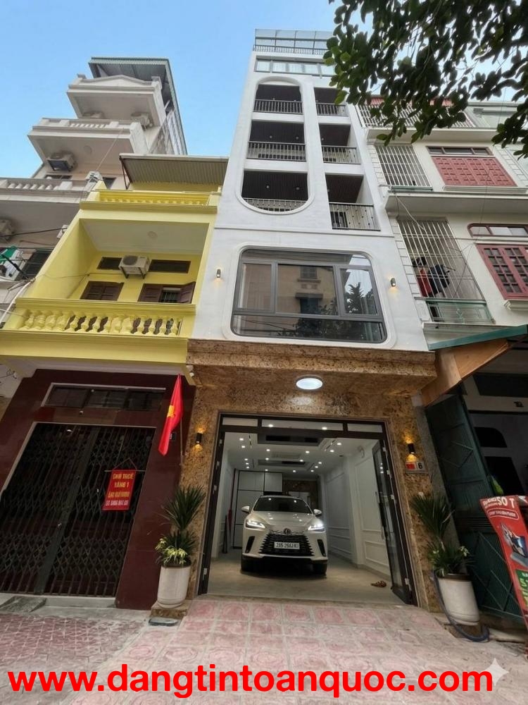 Bán nhà 6 tầng thang máy phố Hoàng Quốc Việt, Cầu Giấy, vỉa hè ô tô tránh, 48m, 17.6 tỷ