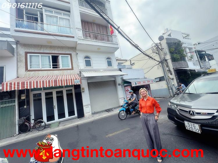 CHÍNH CHỦ BÁN NHÀ MẶT TIỀN KINH DOANH ĐƯỜNG BẾN VÂN ĐỒN QUẬN 4 - XE HƠI NGỦ TRONG NHÀ - DT 4,2M*15M 