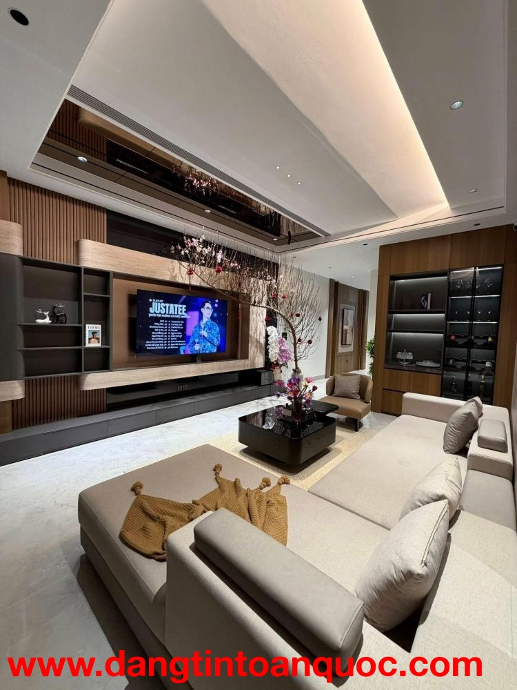 **Bán nhà HXH Âu Cơ, phường 9, quận Tân Bình (4x18) 5 tầng nhà đẹp