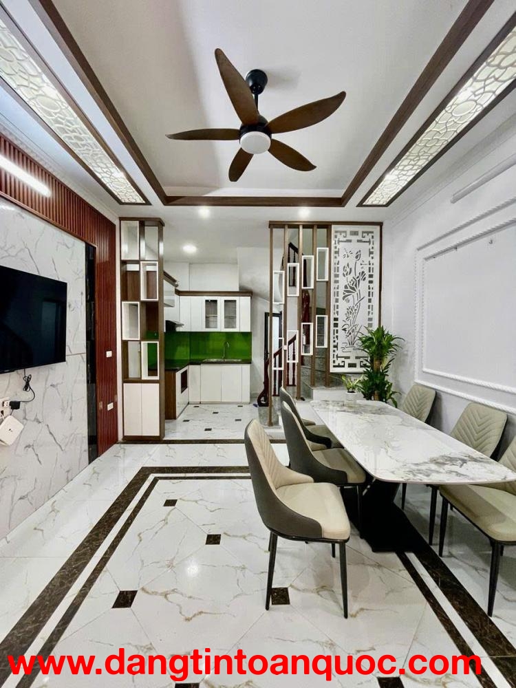 BÁN NHÀ 5 TẦNG MỚI PHÚC LỢI - LONG BIÊN CHỈ NHỈNH 5 TỶ