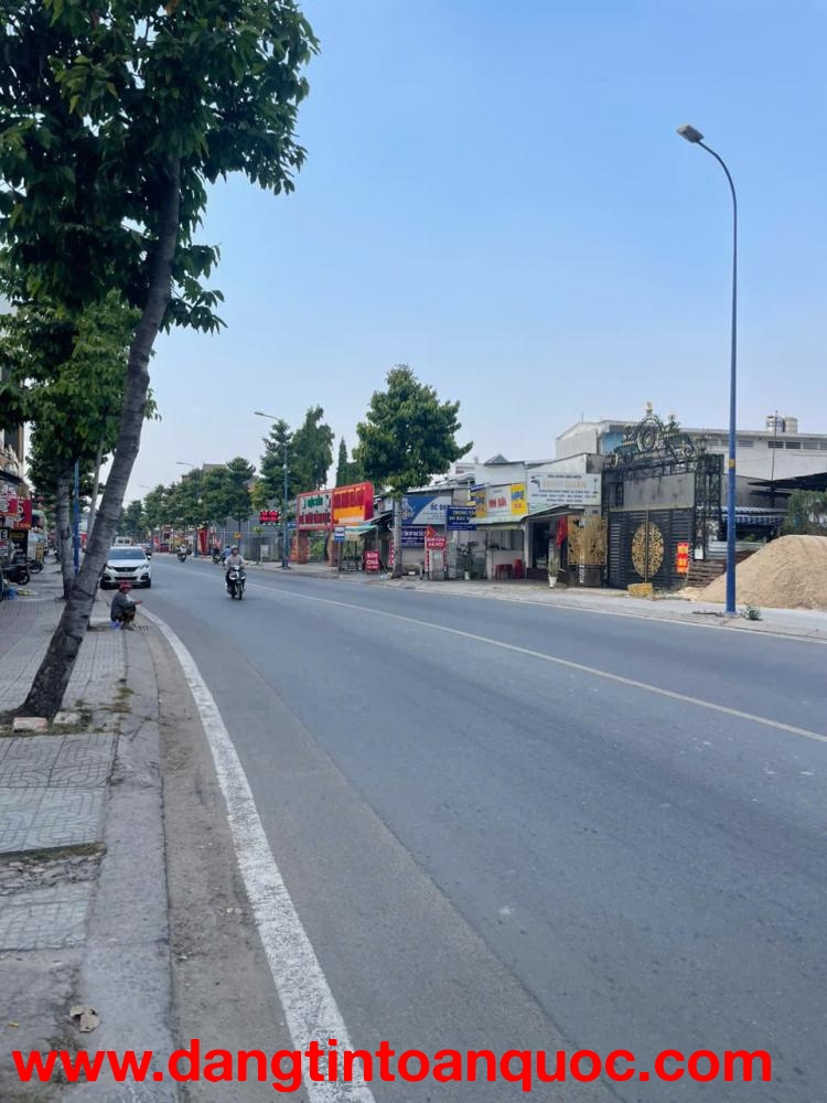 Bán mặt tiền 32x97m giá 37 tỷ Thới Tam Thôn 6