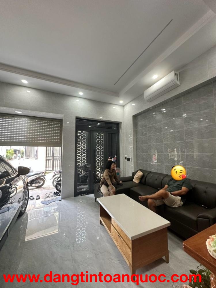 Bán nhà đường 182, Tăng Nhơn Phú,  Q9, Thủ Đức, TP HCM. DT 58m2, 4PN, sổ hồng, giá 6.85 tỷ - 0933125