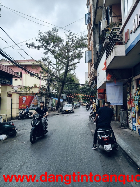 Bán nhà mặt ngõ phố Quan Thổ DT 42m² X 3T X 8.5tỷ